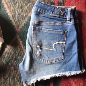 Jean shorts AE size 8